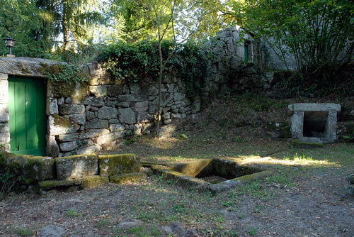 Fonte e lavadoiro